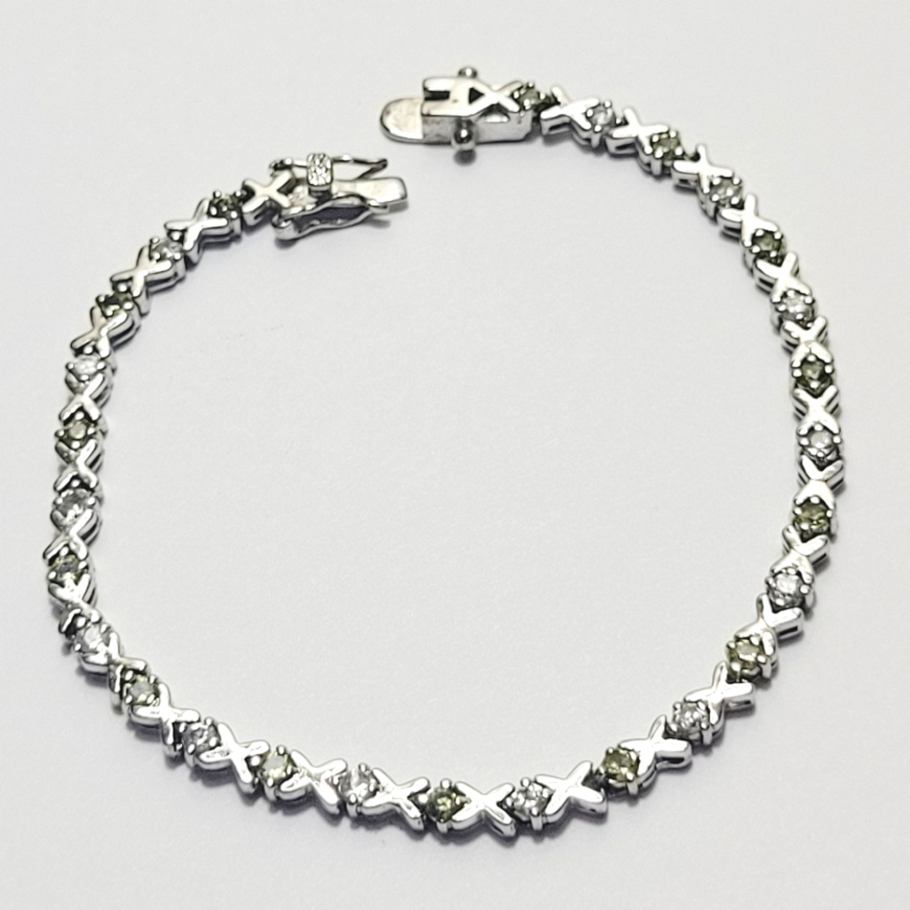 Beautiful Sterling Silver Tennis Bracelet Green / White Stones ATI 925 China